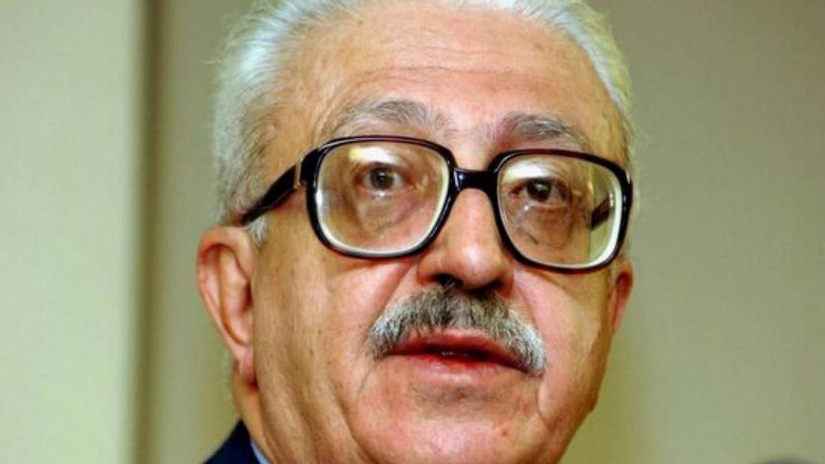 1990年7月16日,在阿拉伯联盟的会议上,塔里克·阿齐兹发表了激烈的