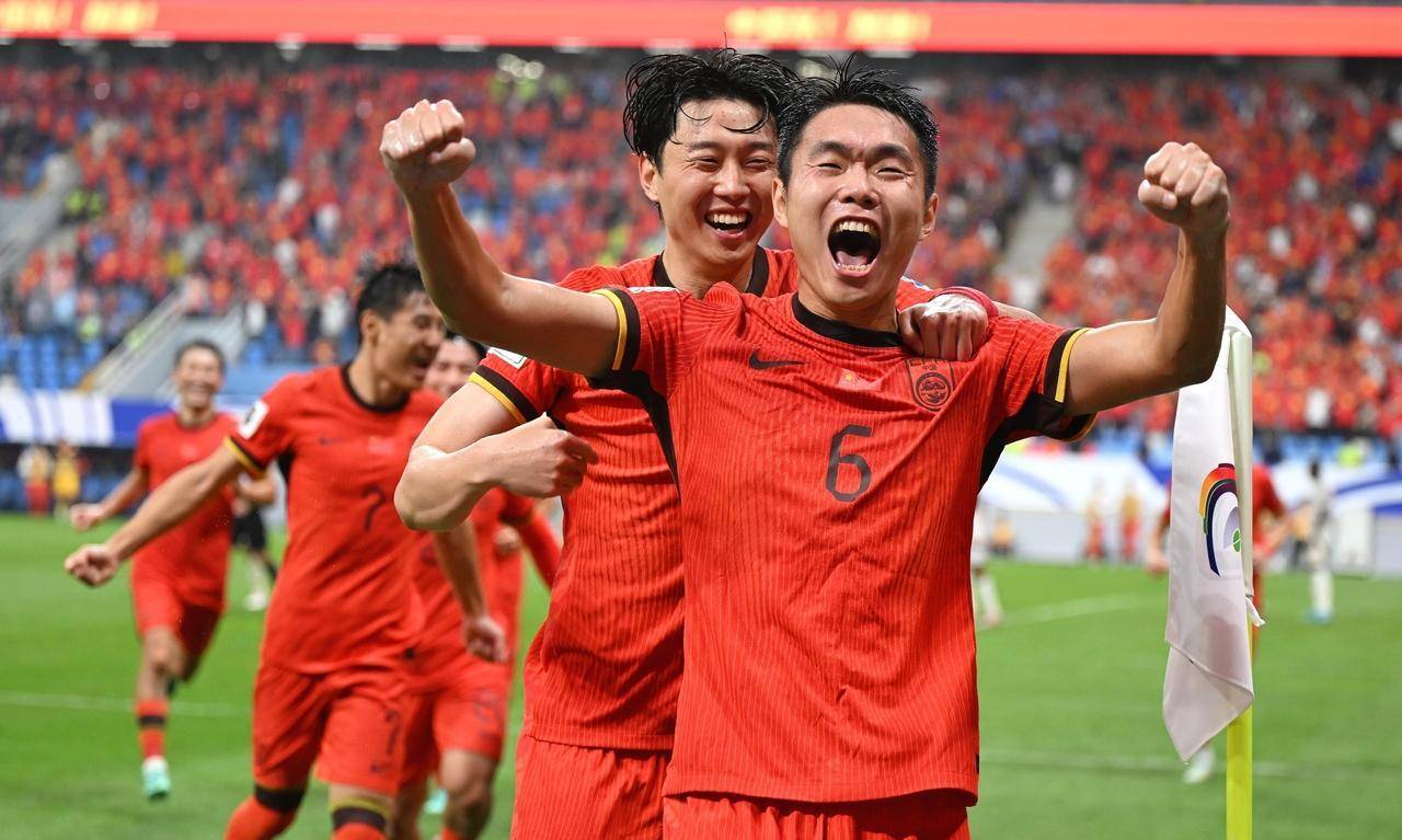 150万欧元解约金!斯科尔扎、加西亚退出竞聘,国足选帅或转向本土教练