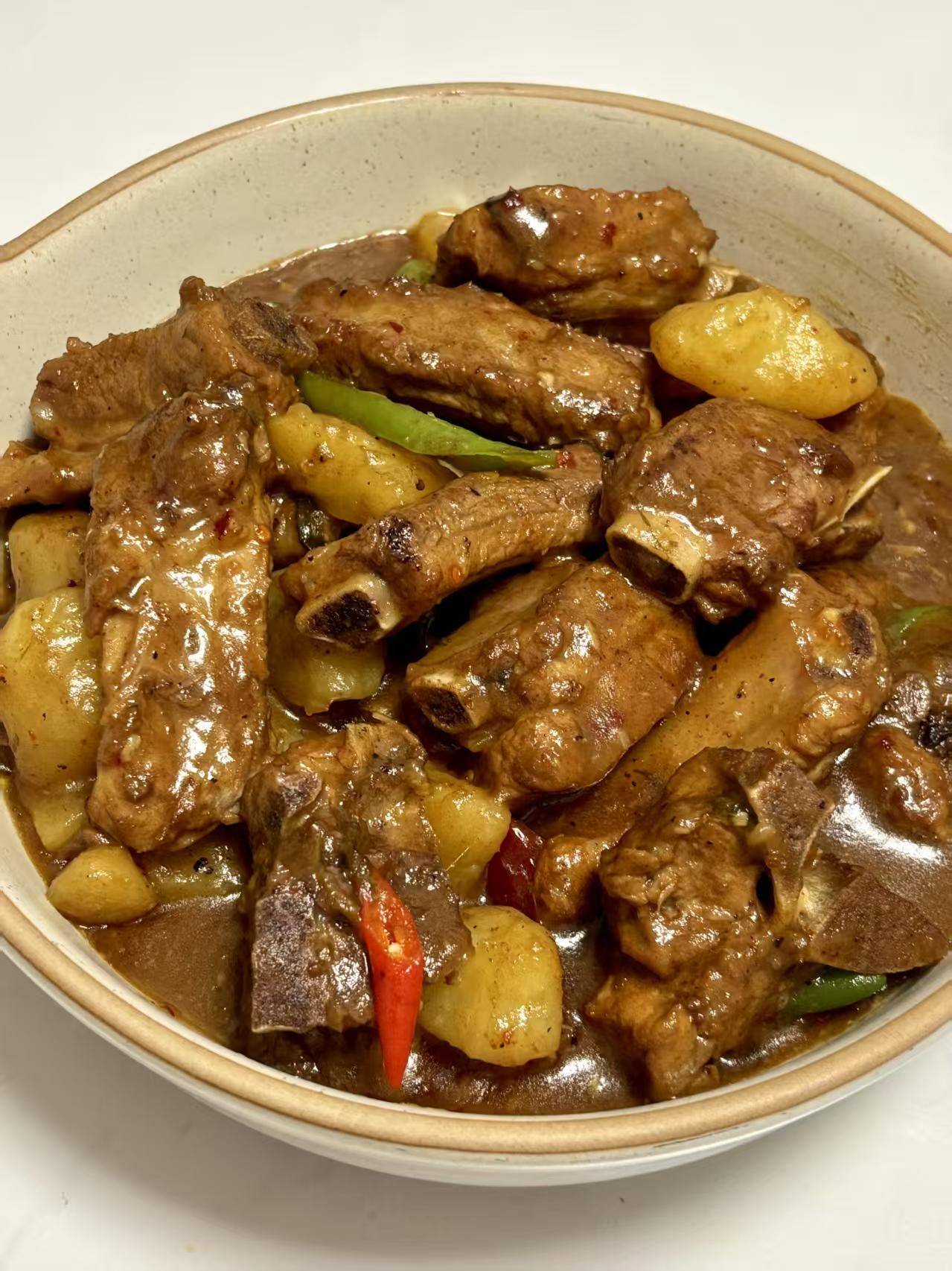 咖喱花生酱炖排骨:一锅让米饭自动投降的"香"