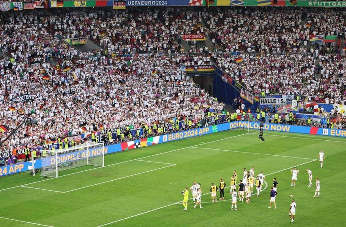 荷兰巴西 世界杯 体育盛宴相关图片2