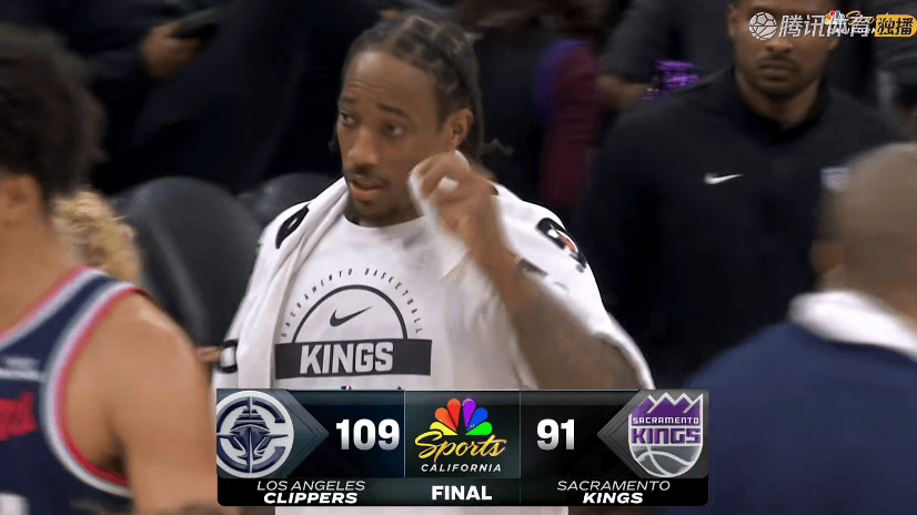 快船大胜!小卡15+2+2<strong></p>
<p>快船</strong>,保罗8+10,赛后德罗赞走向快船替补席 快船大胜!小卡15+2+2,保罗8+10,赛后德罗赞走向快船替补席