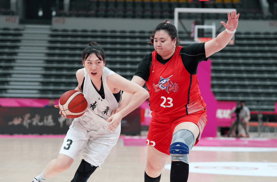 轰29+5！中国女篮2米01女版奥尼尔再爆发：宫鲁鸣明年招进她？