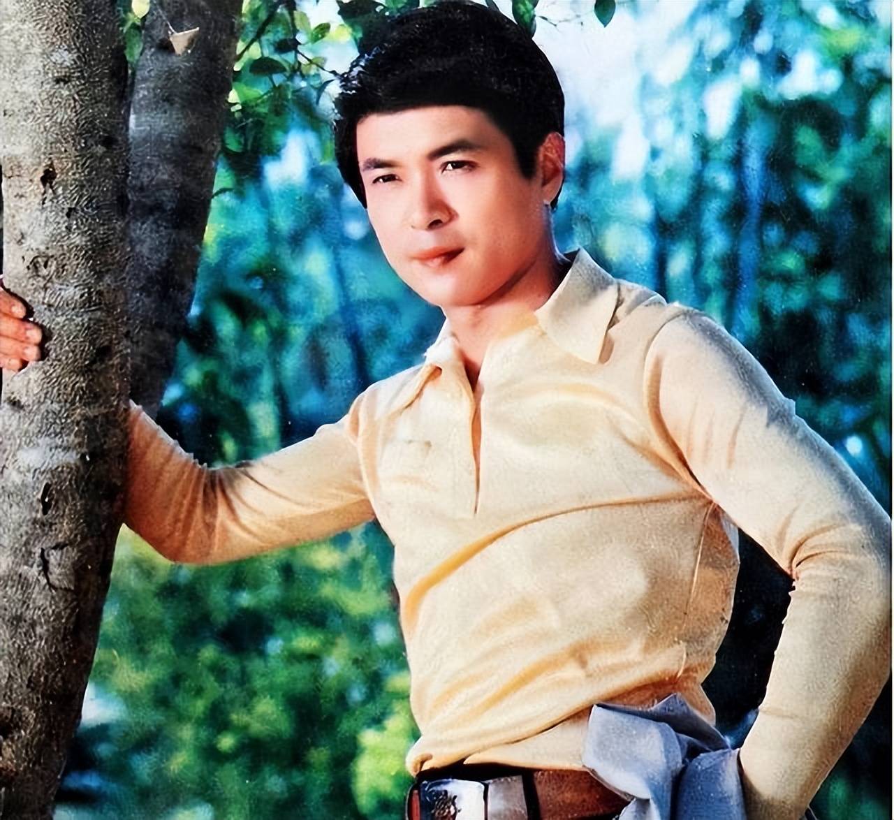 出狱后65岁迟志强罕见露面,儿子这一选择成心病