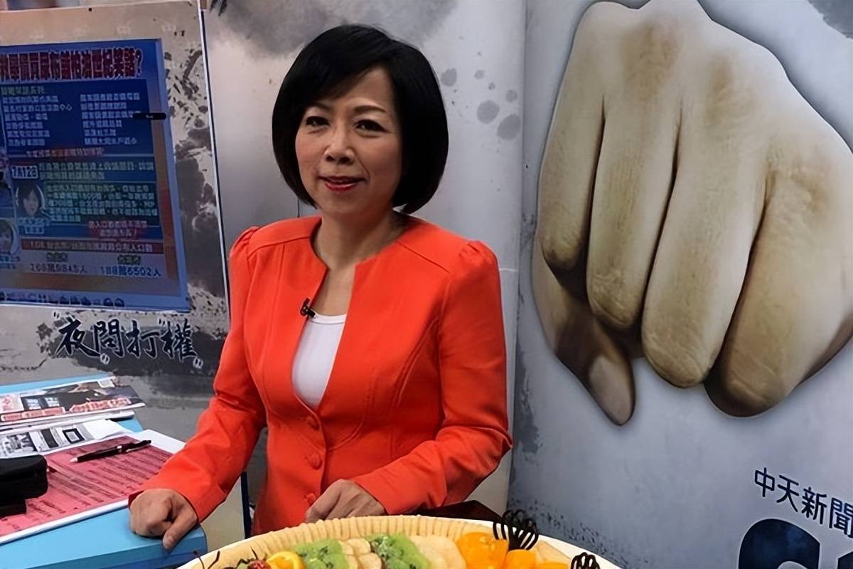 黄智贤曾公开说:我是中国的台湾人,结果回台3天后节目就被下架