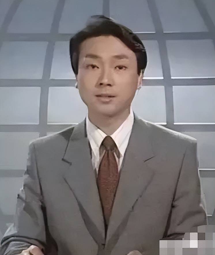 "我后悔丁克,但不后悔娶她":康辉和妻子的爱情,值得深思