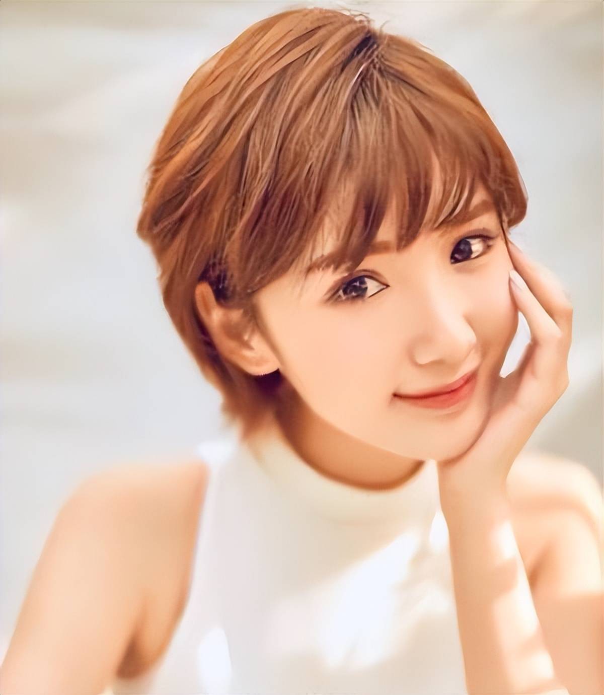 毛晓彤:果断"分手",不养"亲父",为何还能令人拍手称赞