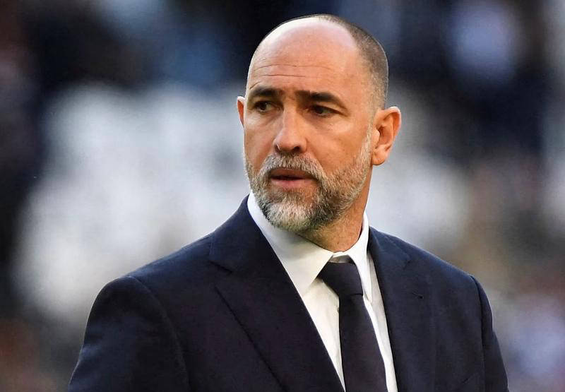 尤文图斯换帅,齐达内不回归,曼联因坎通纳做出重大决定