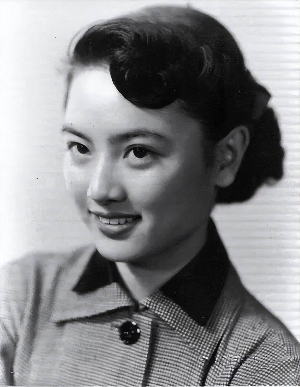 长城二公主:嫁大5岁丈夫,被娇宠半个世纪,曾一起入狱生死不弃