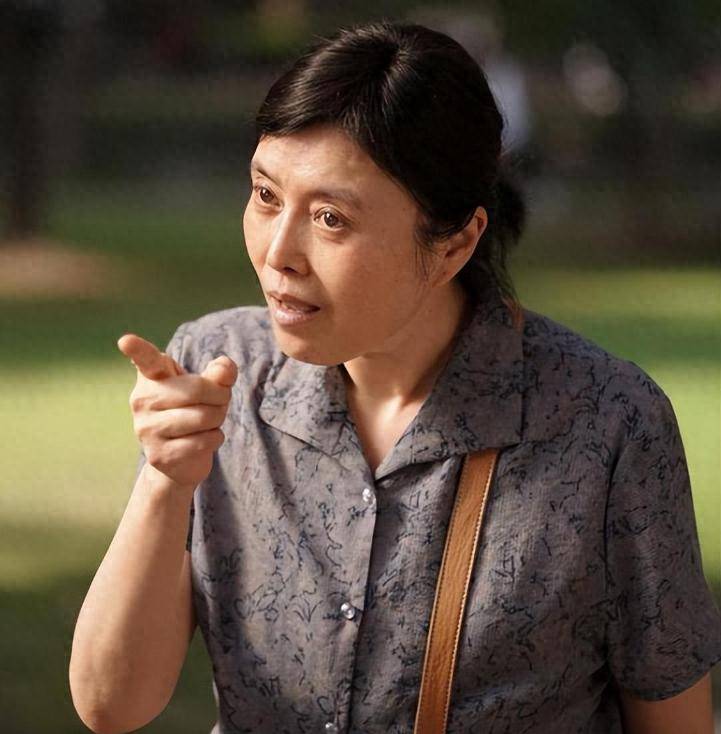 孙红雷前女友丁嘉丽至今未婚头发花白,后悔捧红孙红雷