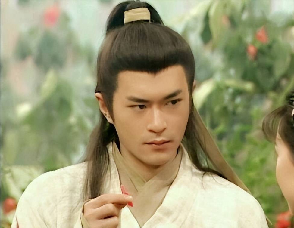 古天乐求你不要再动脸了!眼角都快吊到太阳穴了,这样真的不好看