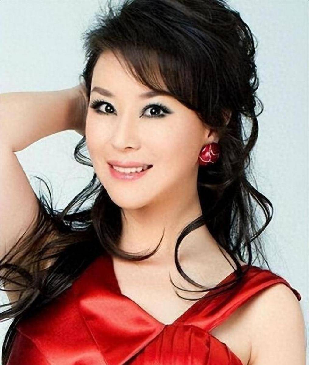 祖海:为何至今单身?看完她的经历一般人还真不敢娶