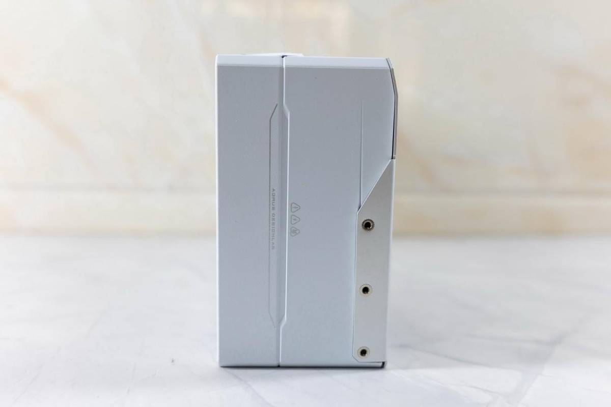 小小3A,轻松拿捏,自带屏幕更好玩,技嘉RTX 5080超级雕ICE装机体验