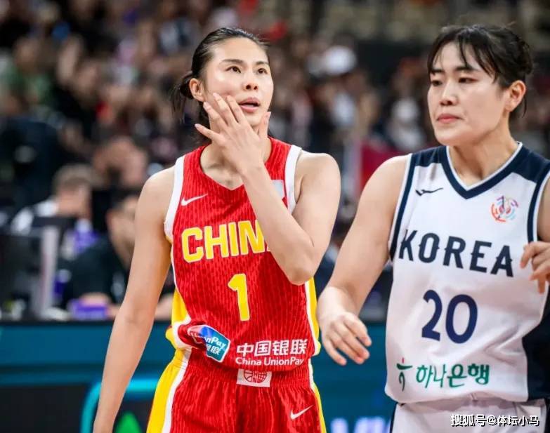 看哭了！王思雨大爆发，单节10分+替补狂砍18分，宫鲁鸣让她当核心吧