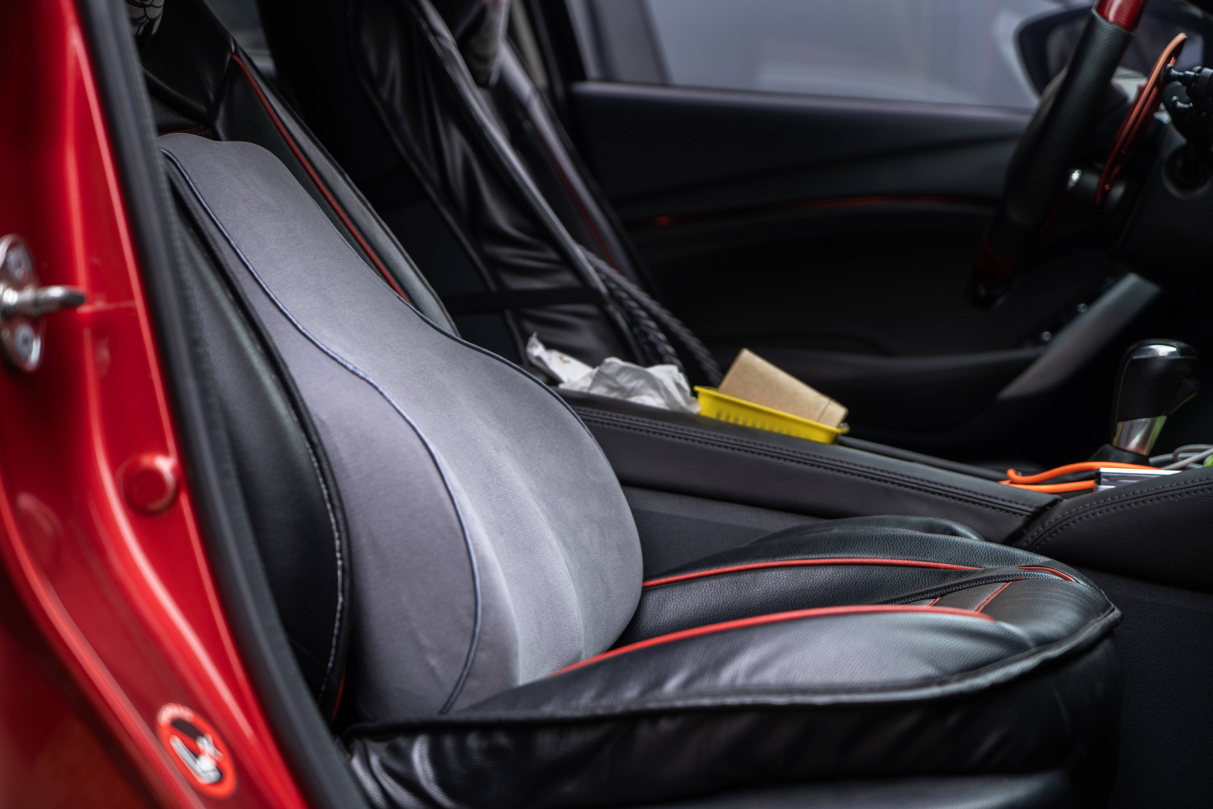 有了它，久坐腰背依旧舒服-8H小灰狗托腰护椎腰靠体验分享