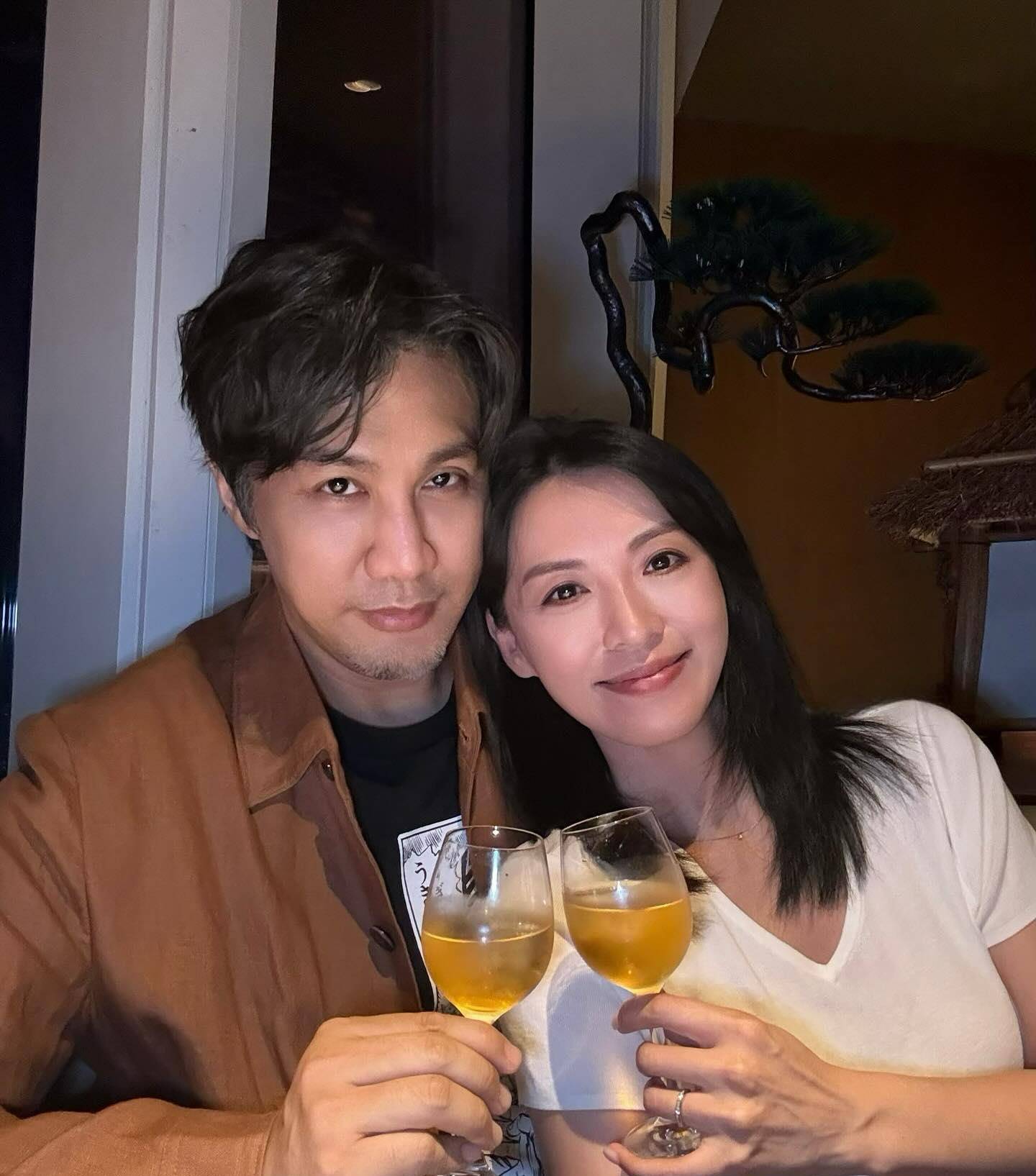 51岁香港tvb女星首度谈及两段婚姻现任丈夫让我重获幸福