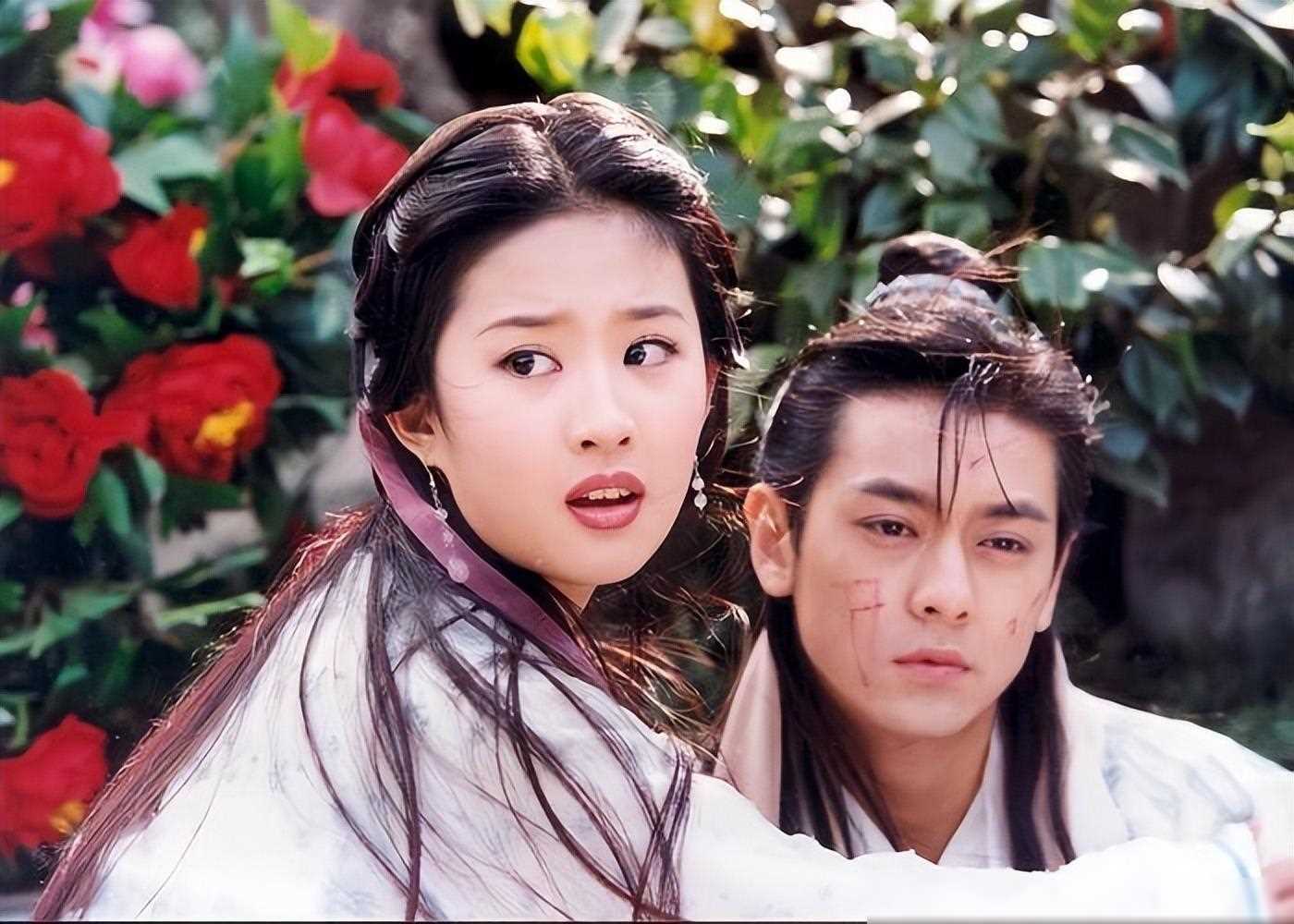 "婉拒"董宇辉,这一次,刘亦菲的选择,再次令所有人刮目相看!