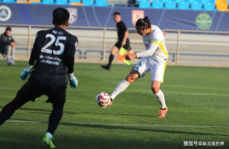 张玉宁枪管发烫！战梅州发飙冲击金靴，河南真下本儿！赴泰国拉练剑指亚冠