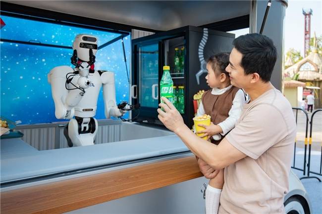 全球首个绳驱AI机器人零售服务店在粤揭幕,金马游乐与星尘智能共启“具身智能”文旅新纪元(图6) 全球首个绳驱AI机器人零售服务店在粤揭幕,金马游乐与星尘智能共启“具身智能”文旅新纪元(图6)