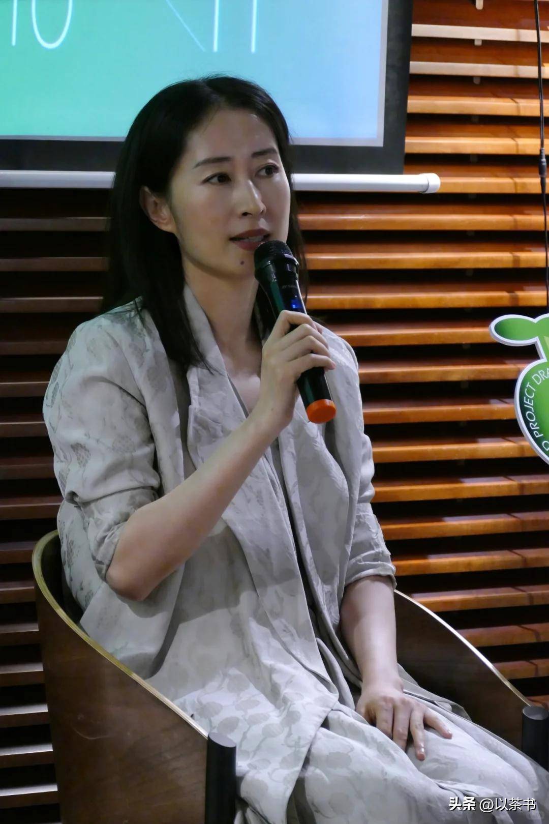 宁愿净身出户也要和富豪离婚的刘敏涛今后悔吗