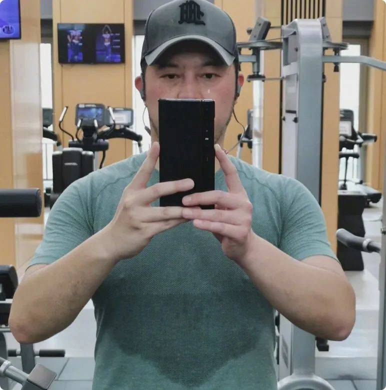 46岁沙溢瘦到认不出!瘦是越来越瘦了,老也是真的苍老了