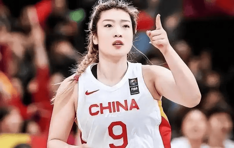 并非降薪，李梦续约失败，原因找到，下家2选1，张隆或复出创业