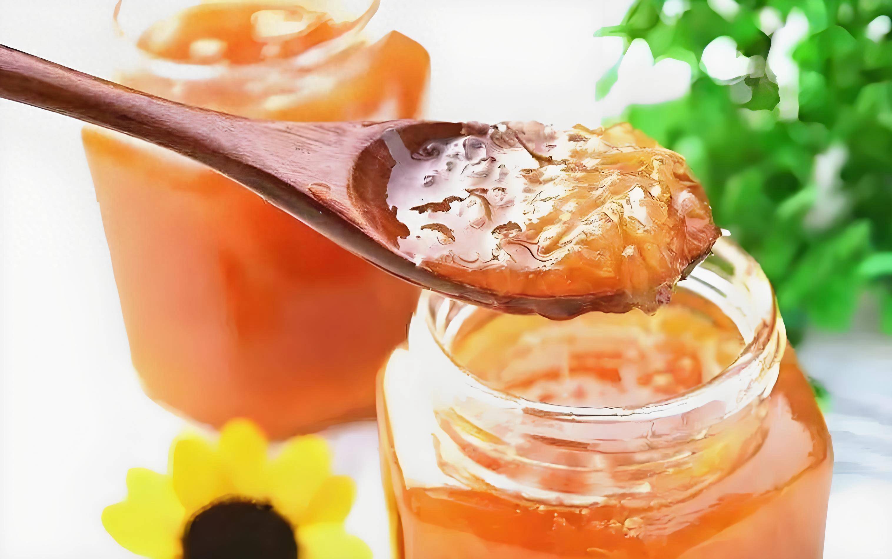 柚子能和蜂蜜一起泡水喝吗(柚子能跟蜂蜜水一起吃吗?)