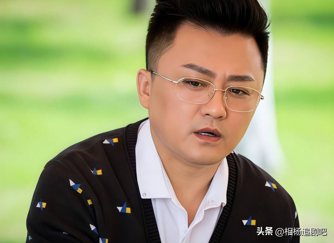 演《还珠格格》27年后演《凤凰台上》,50岁的"小邓子"认得出吗