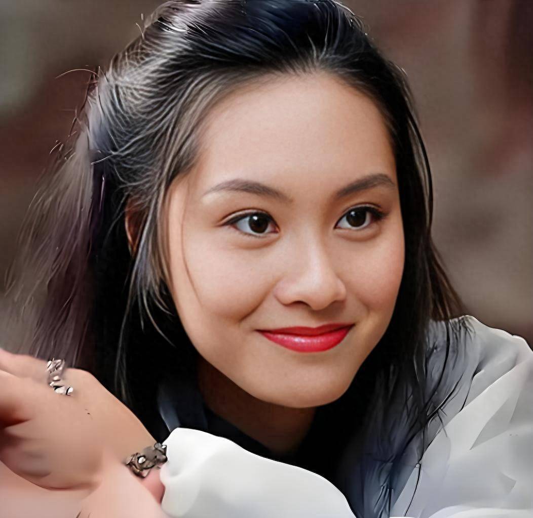 朱茵的紫霞仙子已经够漂亮了,但女二出场时还是被惊艳到了!