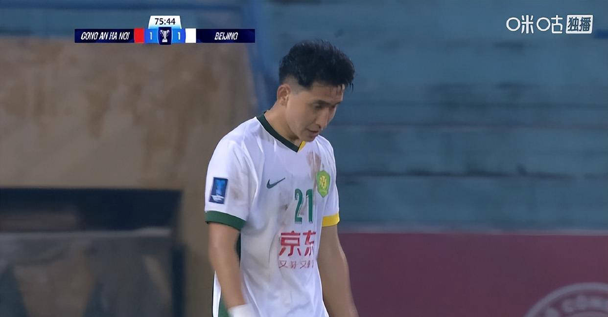 虽迟必败！国安重演“国足式”溃盘，禁区内的魔幻现实全纪录