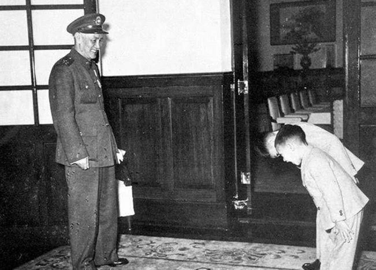 1996年蒋孝勇召开发布会,提出两蒋移灵大陆,3句话让人感动