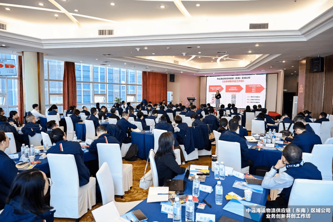 AI焦虑的董事长，带火了这批服务商