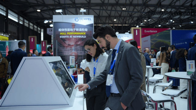 海虹老人新品Hempaguard NB有机硅防污漆亮相Marintec China 2025，从新造船开始进行船体管理，助力燃油节能20%+！(图3)