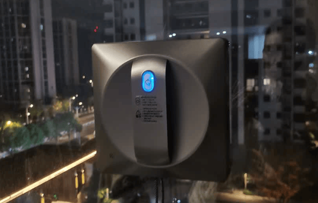 擦窗户机器人什么牌子好用？高口碑擦玻璃机器人品牌排行榜前十名