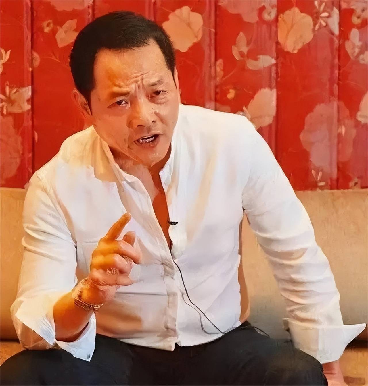 澳门教父崩牙驹:手下10万马仔,比张子强还嚣张,如今过得怎样?