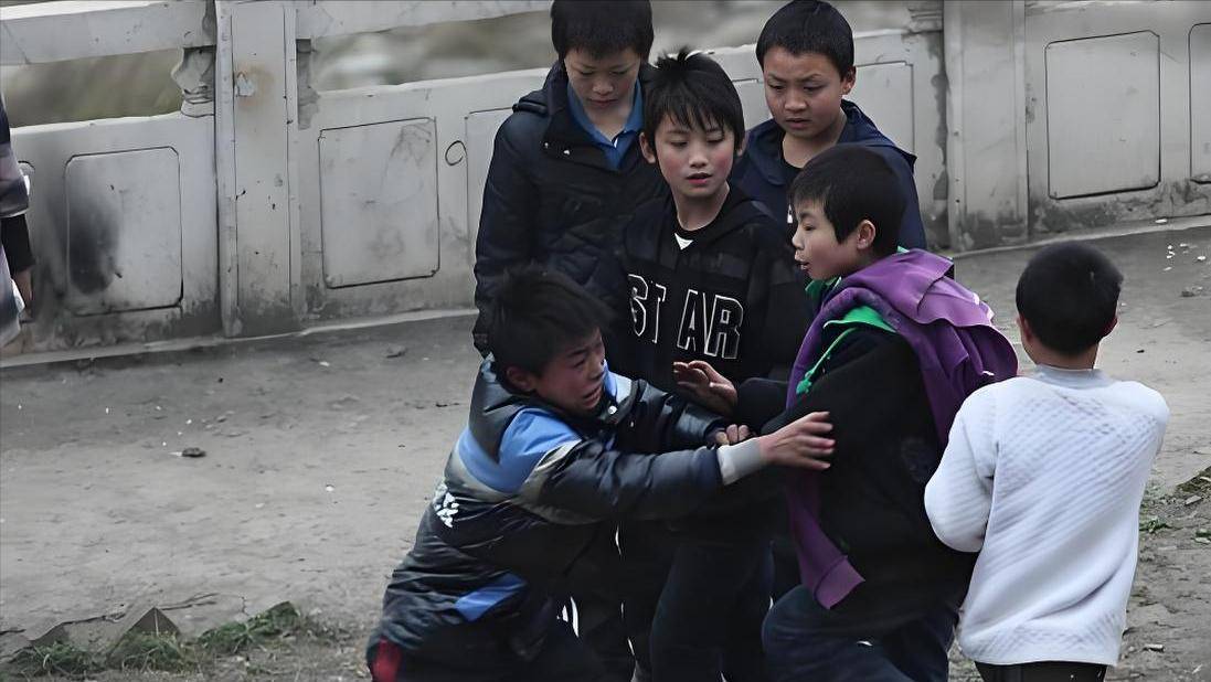 深圳最嚣张黑老大,称霸18年无人敢惹,却在弟弟婚礼上被逮捕