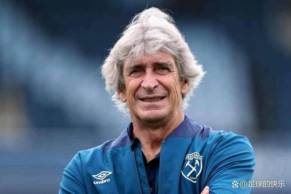 封神!72岁佩莱格里尼续约贝蒂斯至2027,拒沙特2亿肥约,用5年把鱼腩带成欧战常客