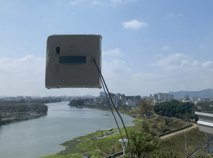 什么牌子的擦窗机器人好？年度测评呼声最高的擦窗机前十的产品