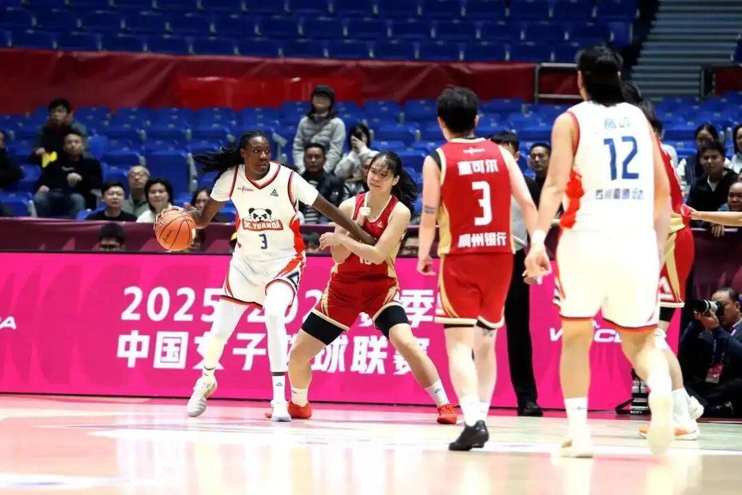 9中1！仅4分入账！宫鲁鸣爱将被打回原形，中国女篮大名单或调整