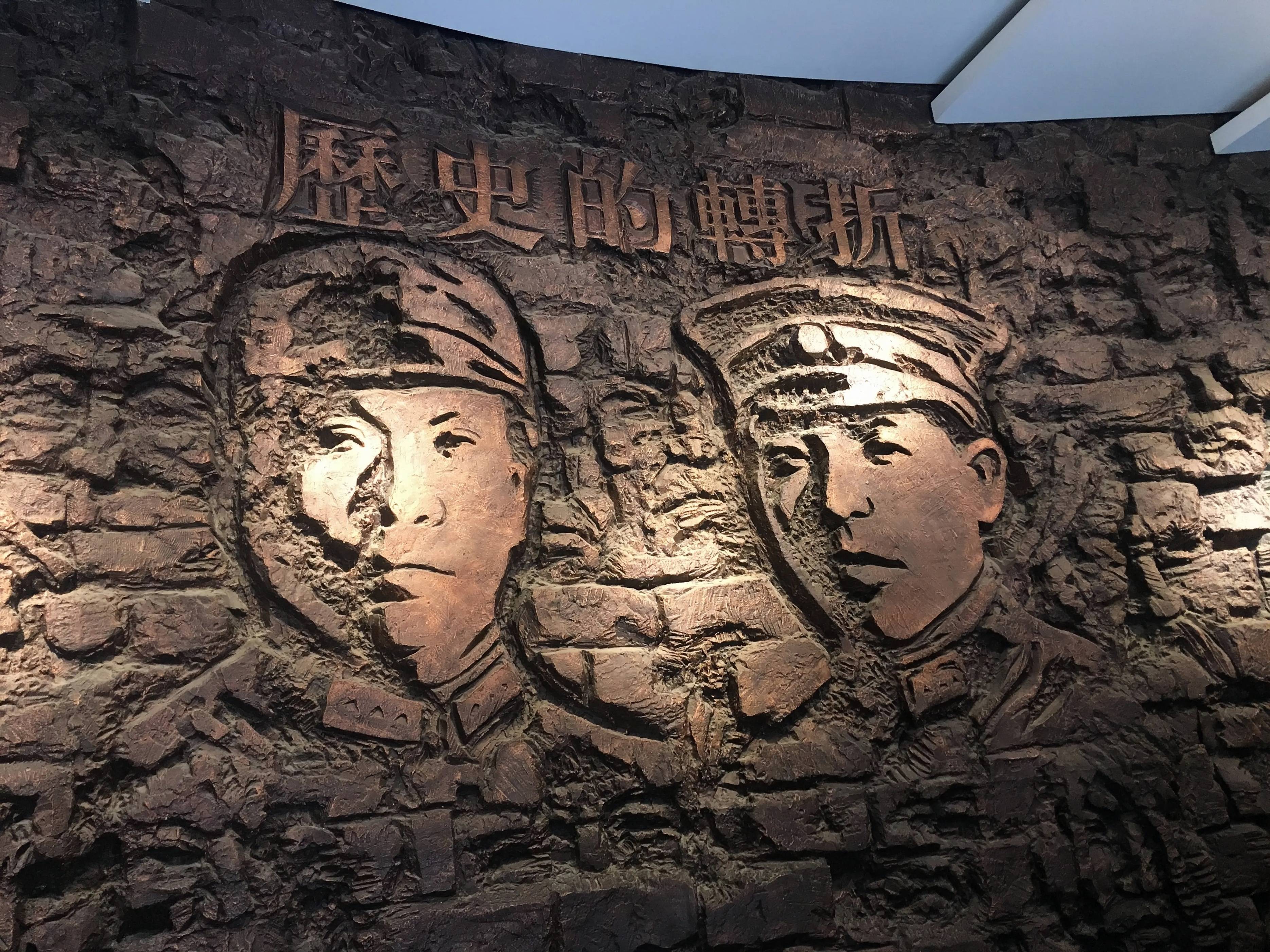 1990年,张学良接受日本电视台采访,道出西安事变的一些内幕