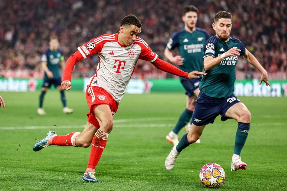 12月15日00:30前瞻:德甲对决,拜仁慕尼黑主场迎战美因茨