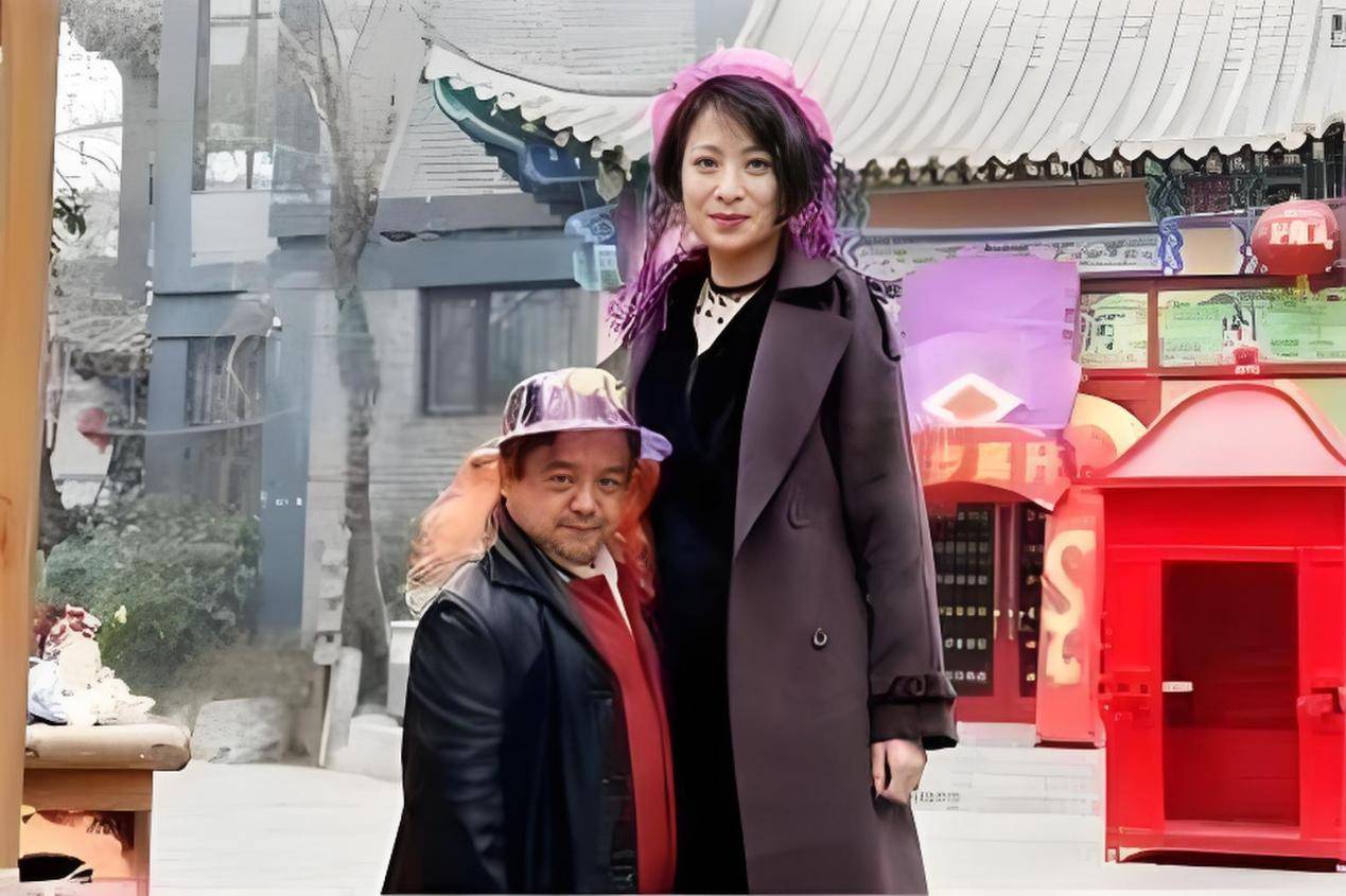 矮星陈三木:身高1米28却娶过四个老婆,一个比一个漂亮