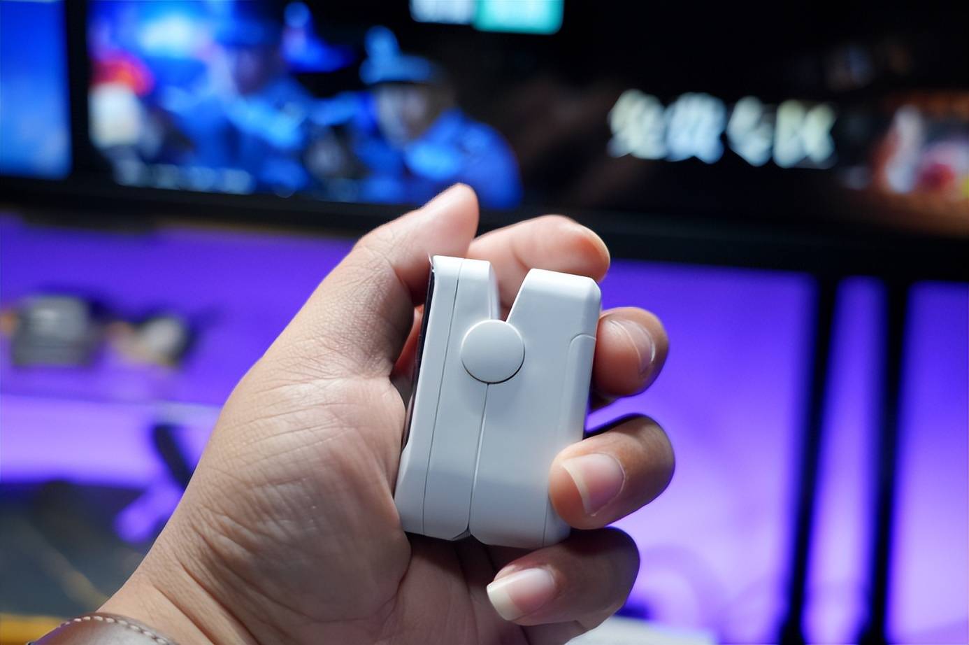 血氧仪选哪个？町石tinx指夹式血氧仪体验：原来这些人真的该备一个