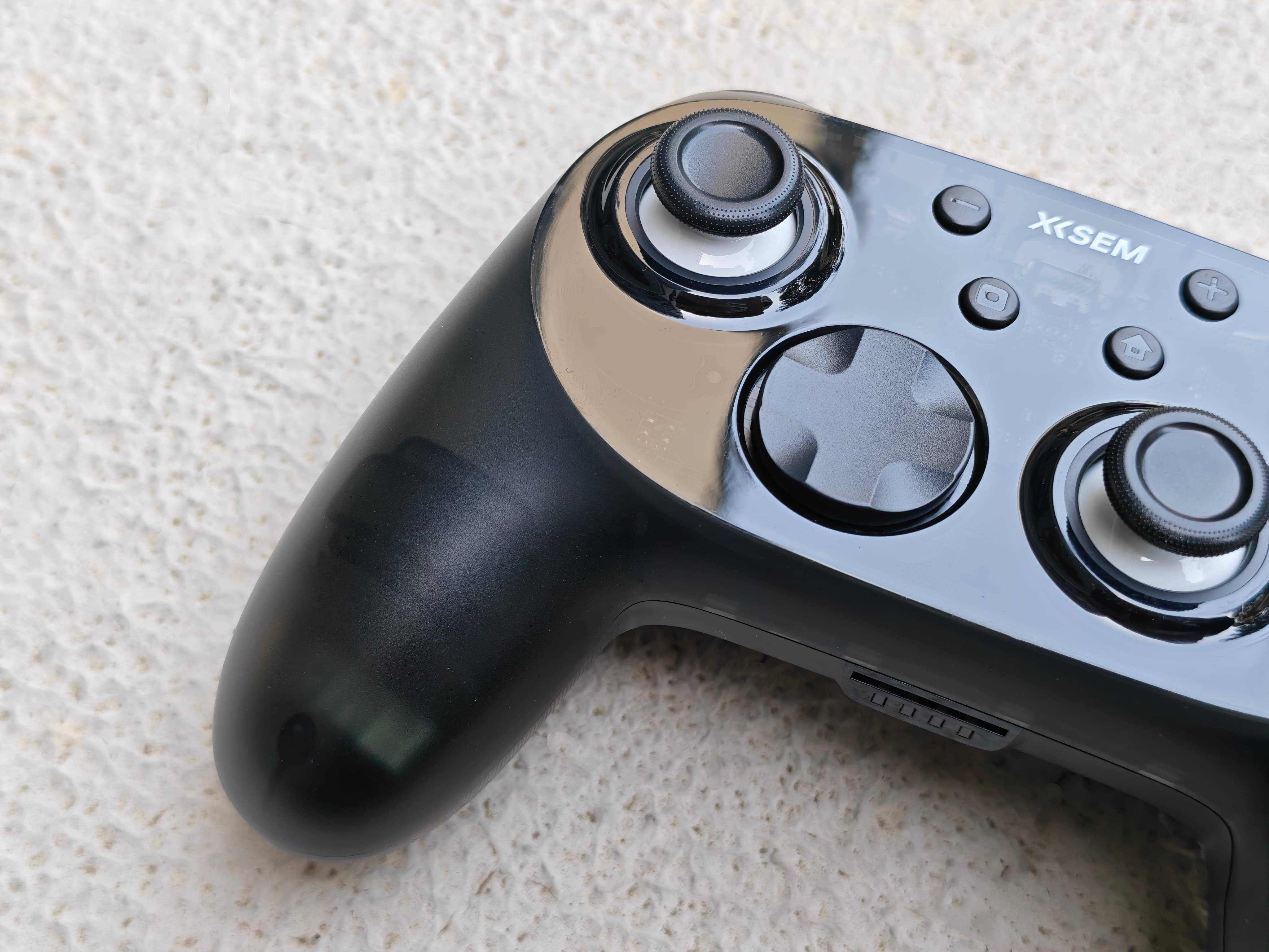 西圣GC1游戏手柄测评:全平台兼容的精准操控伴侣