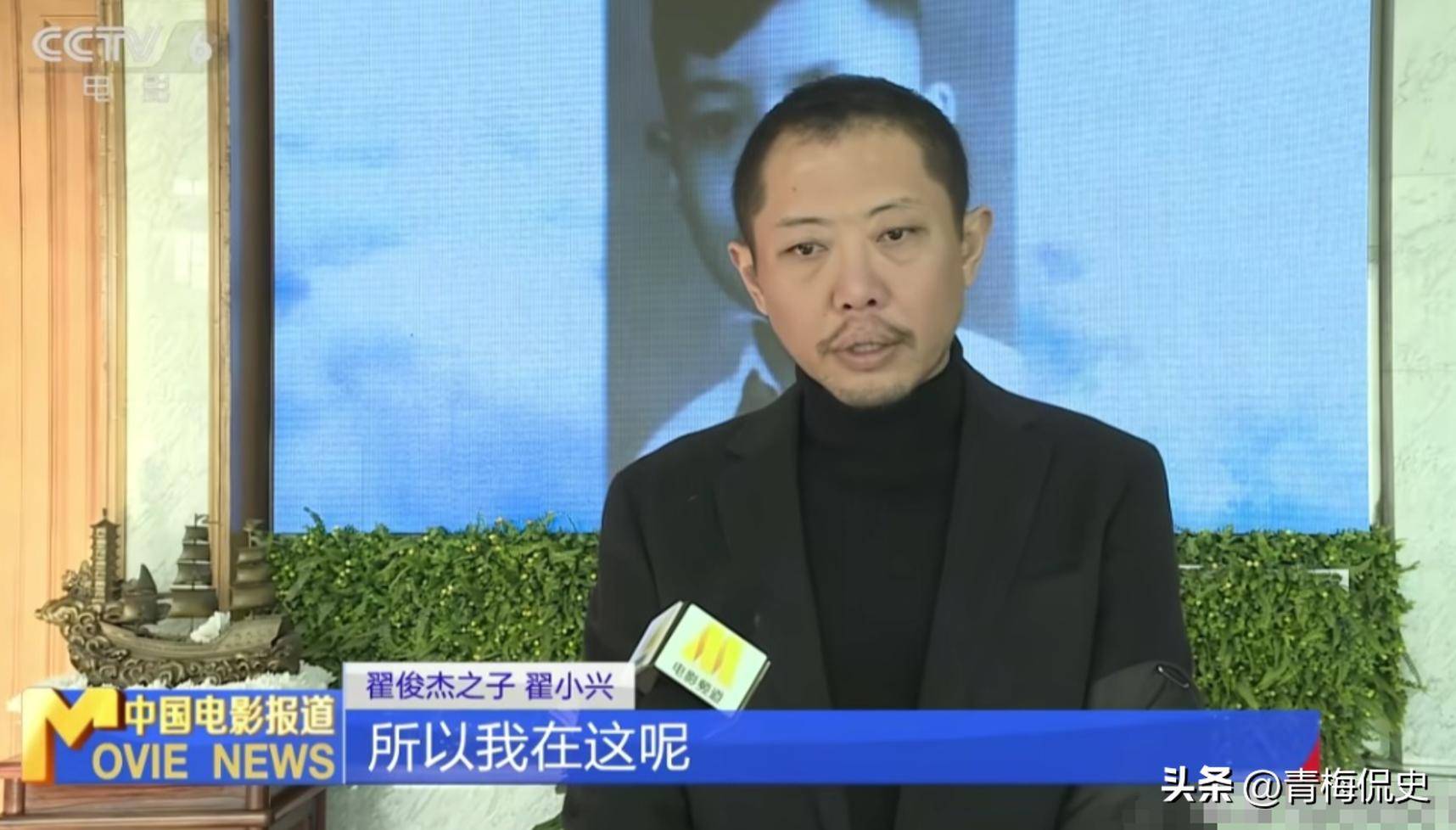 儿子含泪接待,李雪健走路蹒跚,颜丙燕痛哭 太催泪