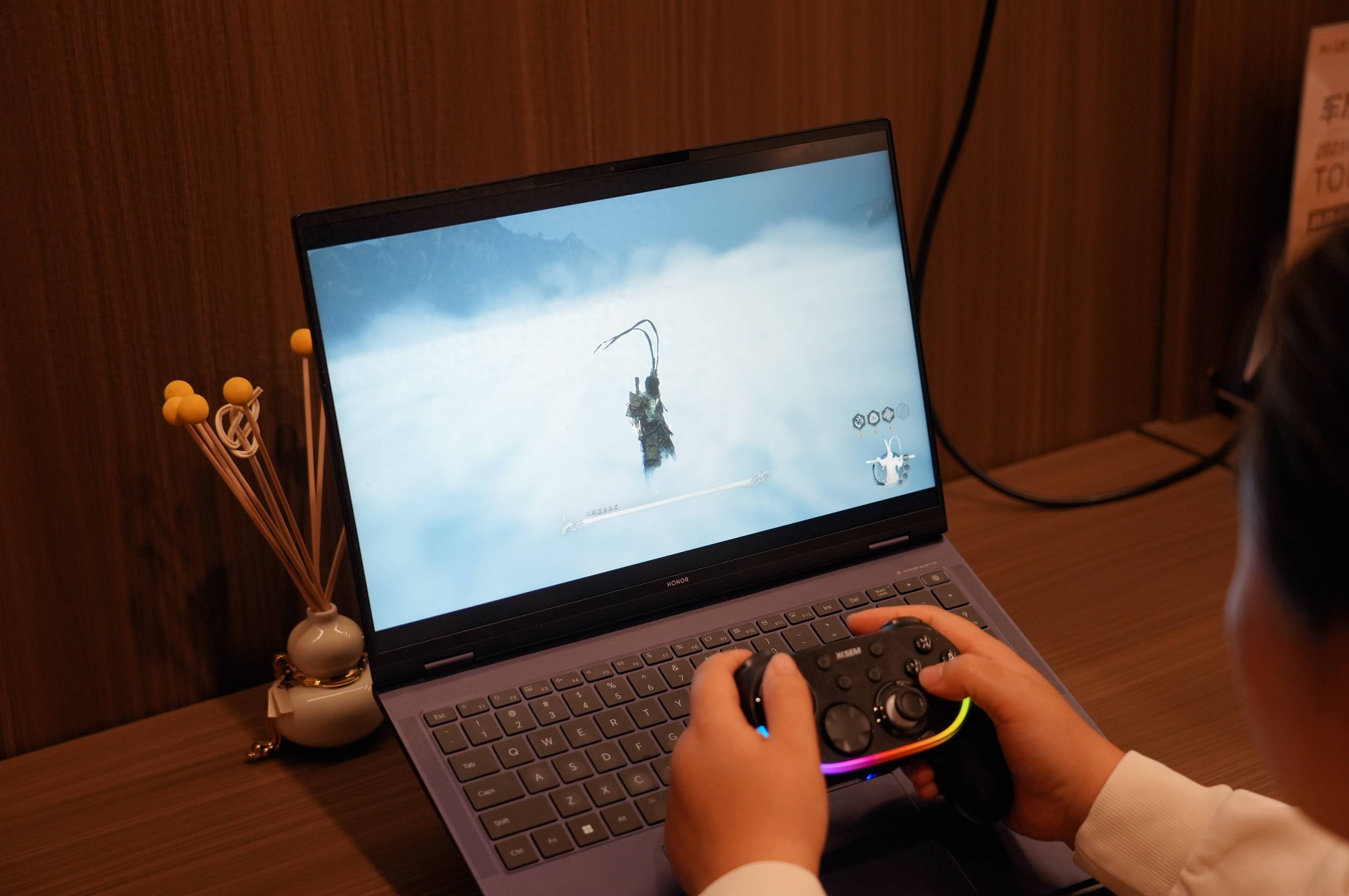 百元价位，原装手感？西圣GC1游戏手柄深度体验分享