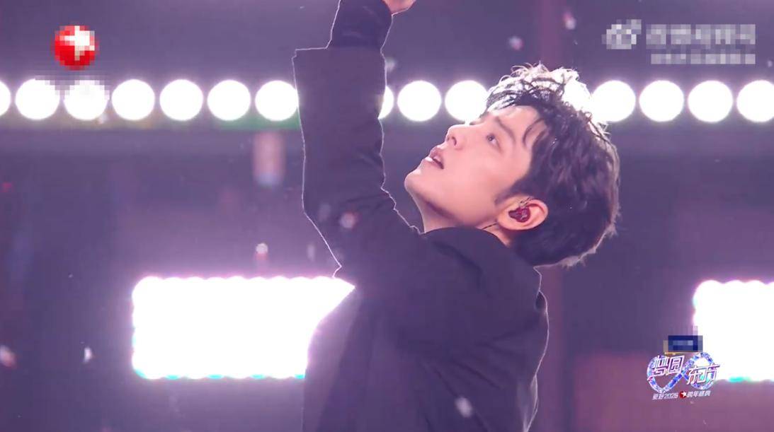 原创 四大卫视跨年压轴：肖战现红海李宇春成女王，芒果惹争议蓝台混乱封面图