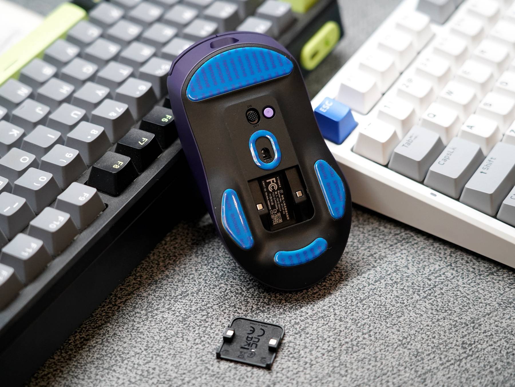 键鼠客制化难选？雷柏VT9 MAX+V700DIY-98长续航版最强续航无线键鼠套装：理想入门组合