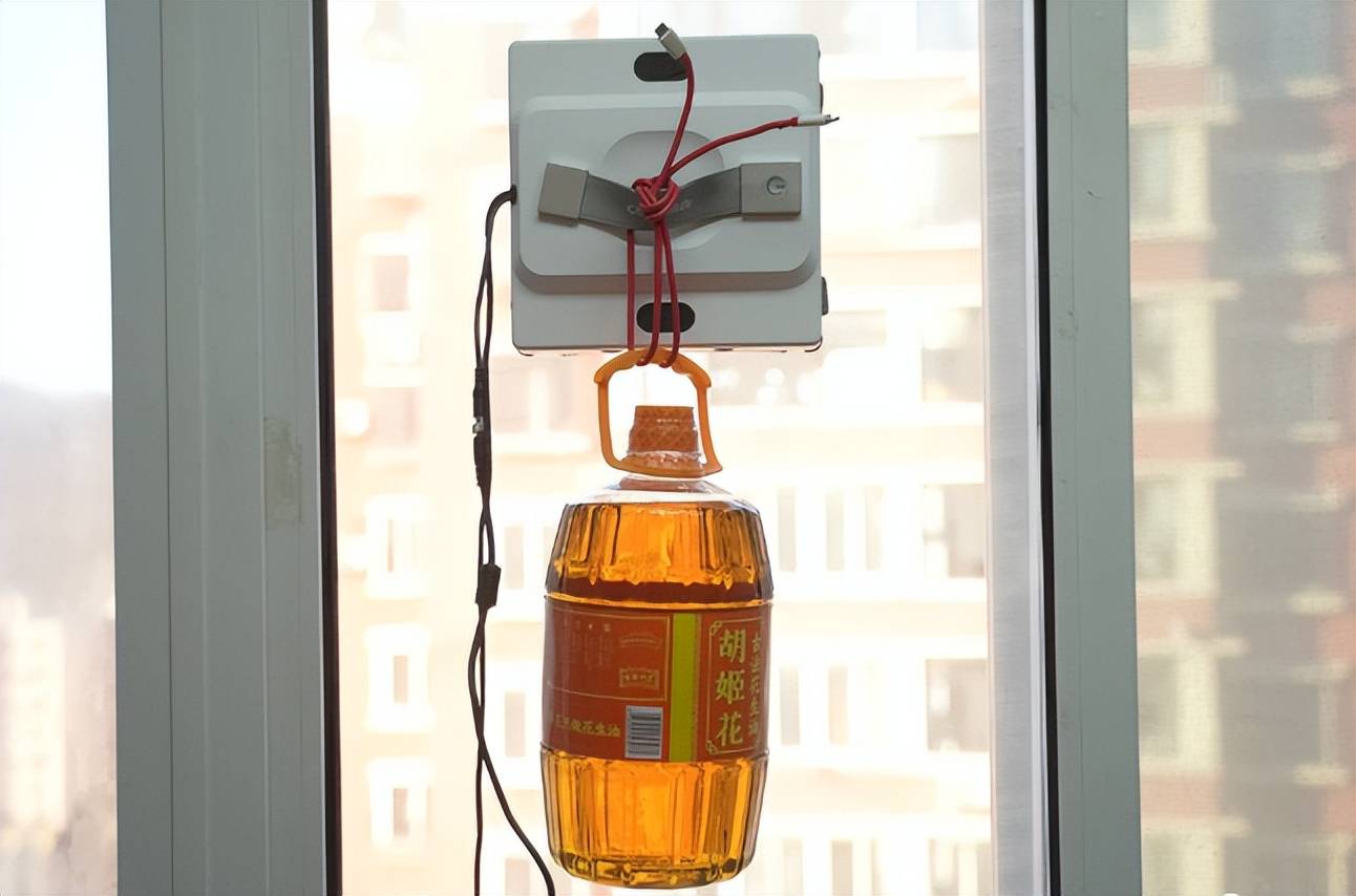 智能擦窗机器人什么牌子好用？2026高层擦玻璃神器十大排名，大小户型都适配！