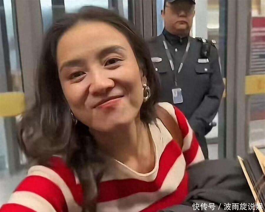 43岁宋佳近照:满脸褶子赢了,这才是对整容脸最好的反击