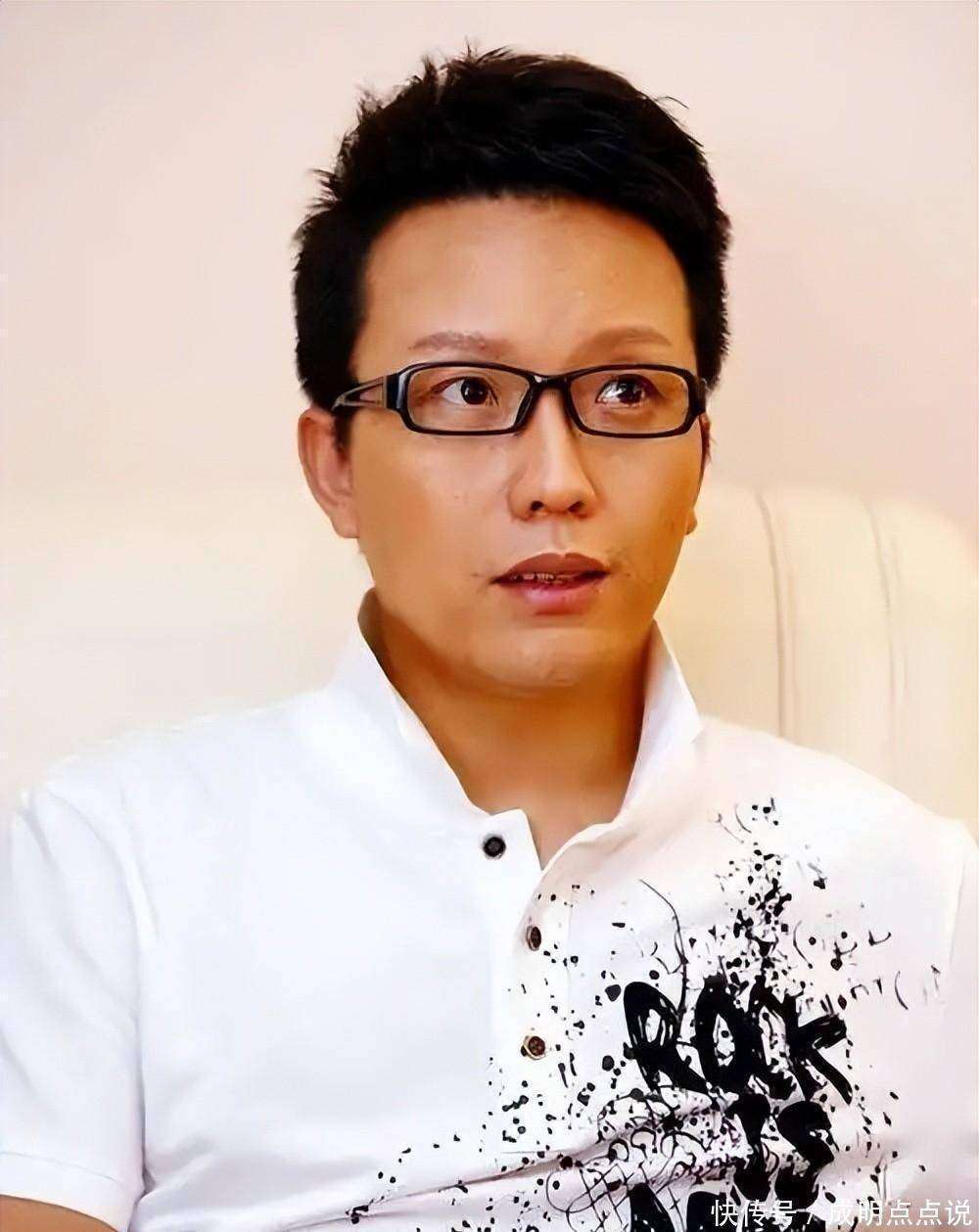 善恶终有报!47岁跌落神坛的李玉刚,终是活成了跳梁小丑